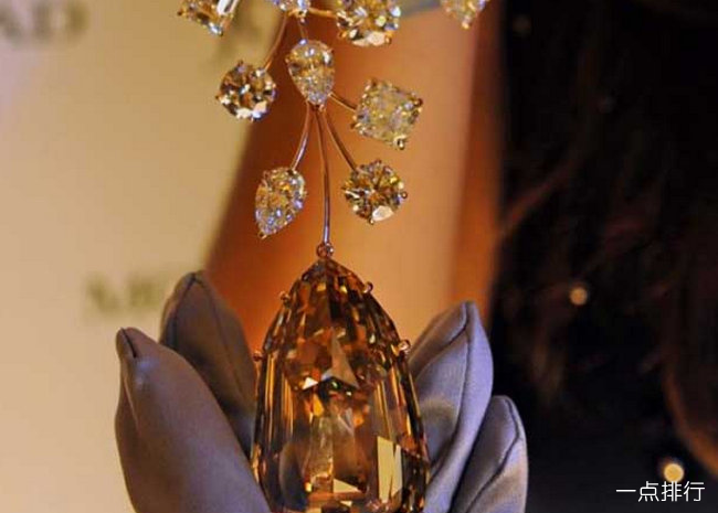  L` Incomparable Diamond Necklace